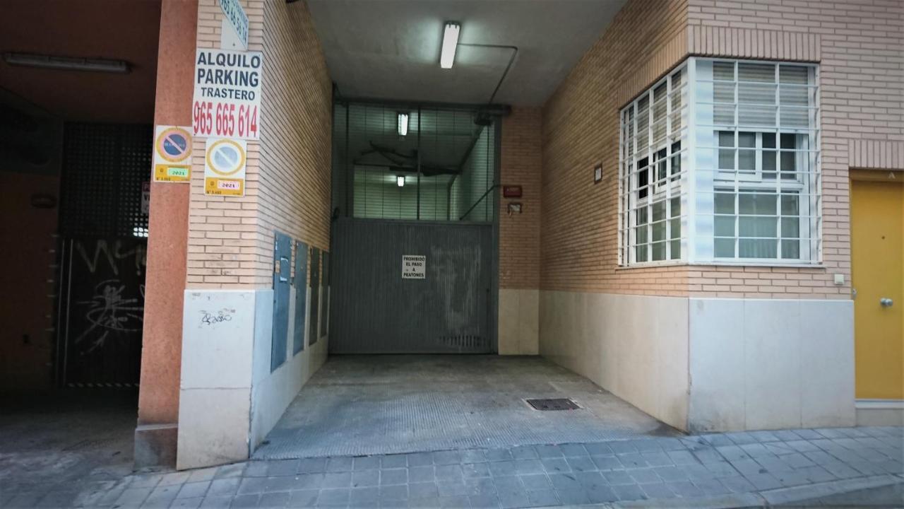 Appartamento Cerca Playa-Aa-Patio Privado Alicante Esterno foto